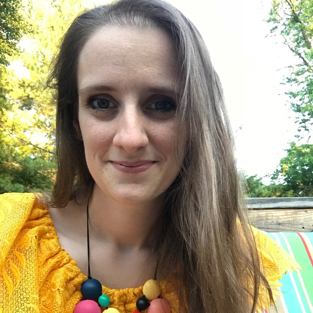 Meet your Posher, Lauren